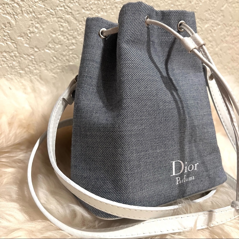 Dior Vintage Parfums Denim Bucket Crossbody Bag Blue White Handbag Rare - Picture 3 of 10